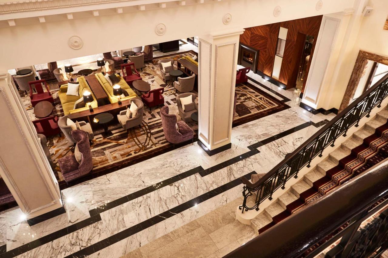 Grand Hotel Kempinski Riga Kültér fotó The lobby