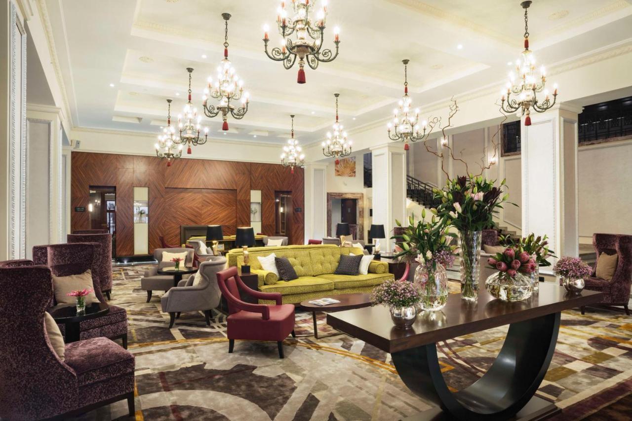 Grand Hotel Kempinski Riga Kültér fotó The lobby of the hotel