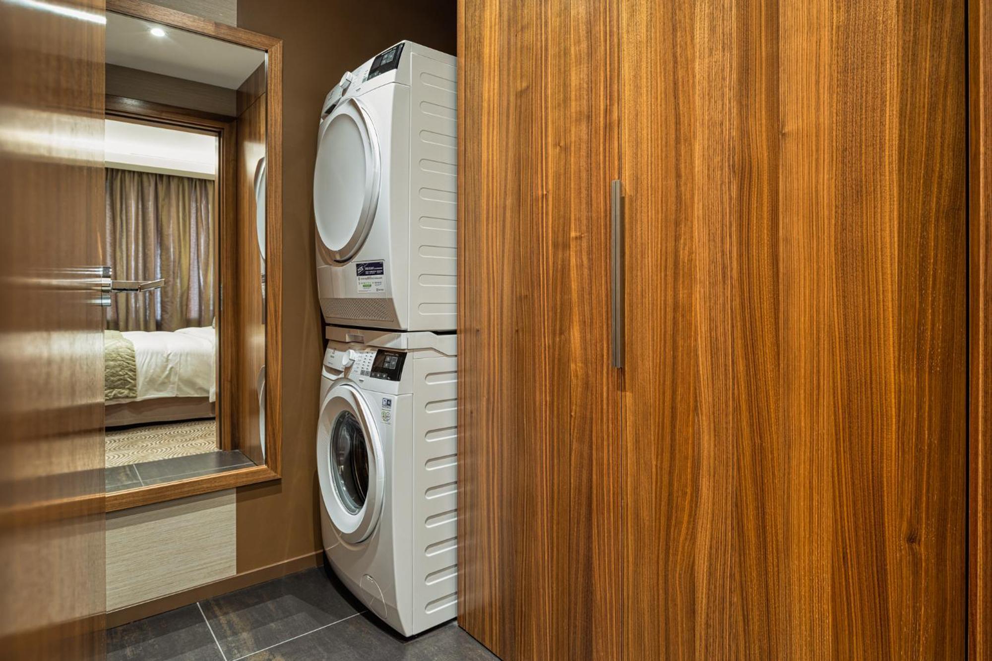 Grand Hotel Kempinski Riga Szoba fotó A laundry room