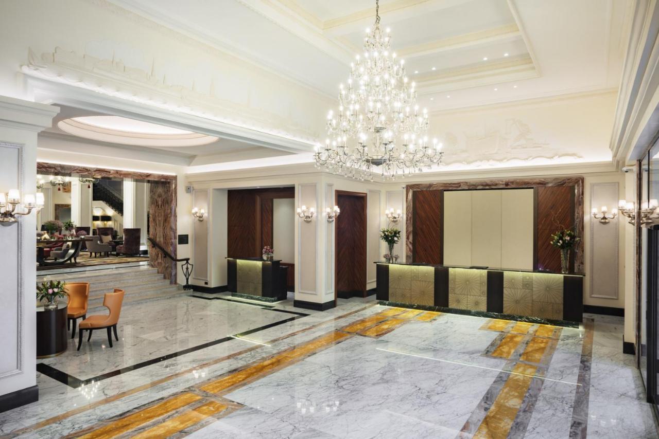Grand Hotel Kempinski Riga Kültér fotó The lobby of the hotel